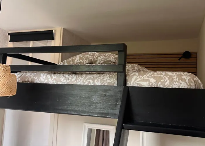 Mongaisejour Villa *